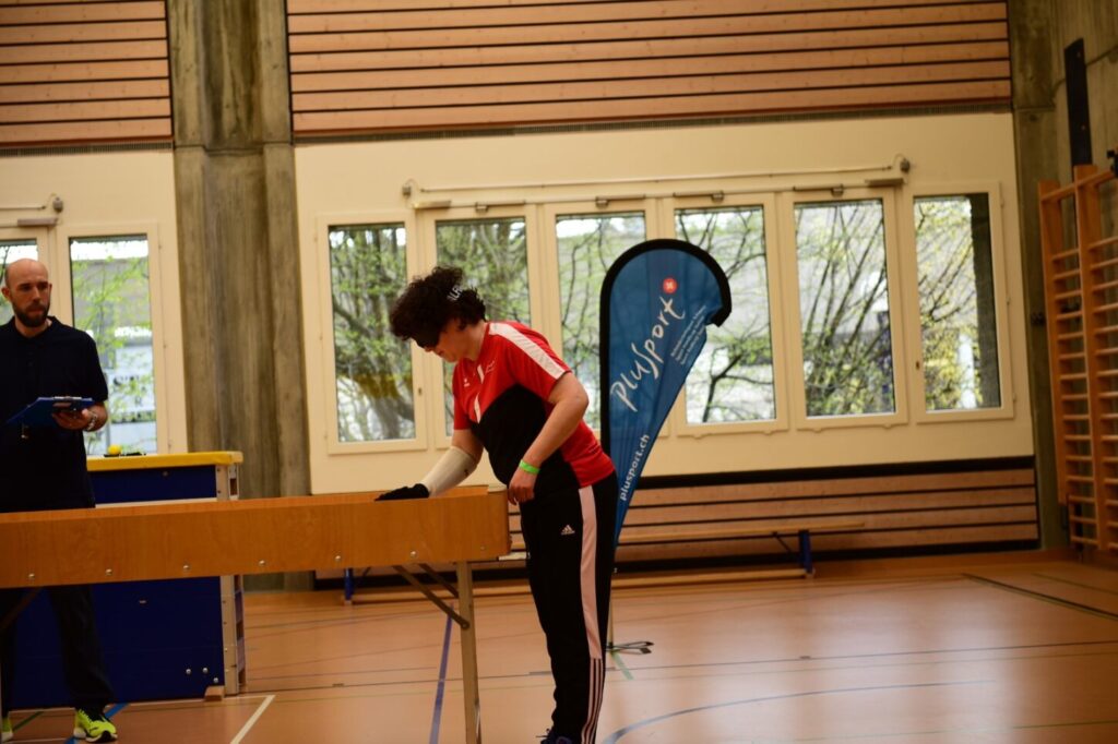 Susanne am Walter Bosshard Memorial